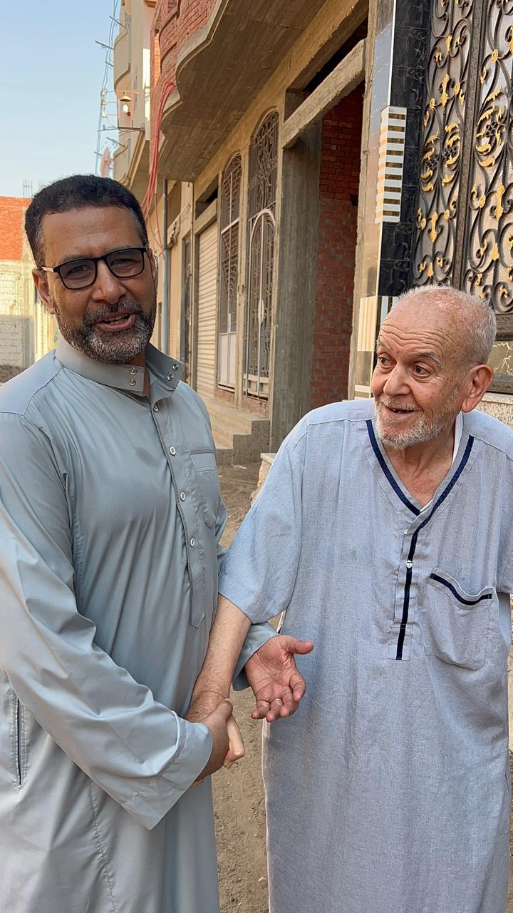 آدم ومعلمه