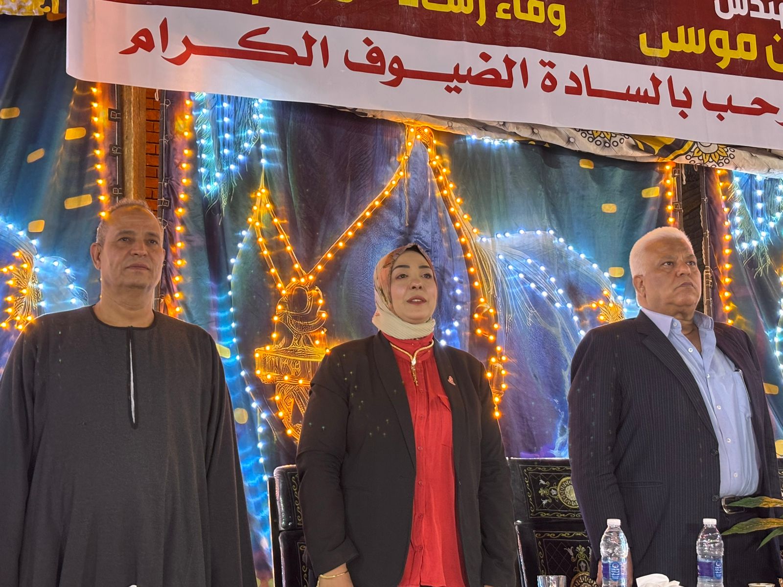 بحضور الآلاف.. أهالي كرم عمران بقنا ينظمون مؤتمرا حاشدا لدعم مرشحة الجبهة الوطنية وفاء رشاد في انتخابات مجلس الشيوخ (7)