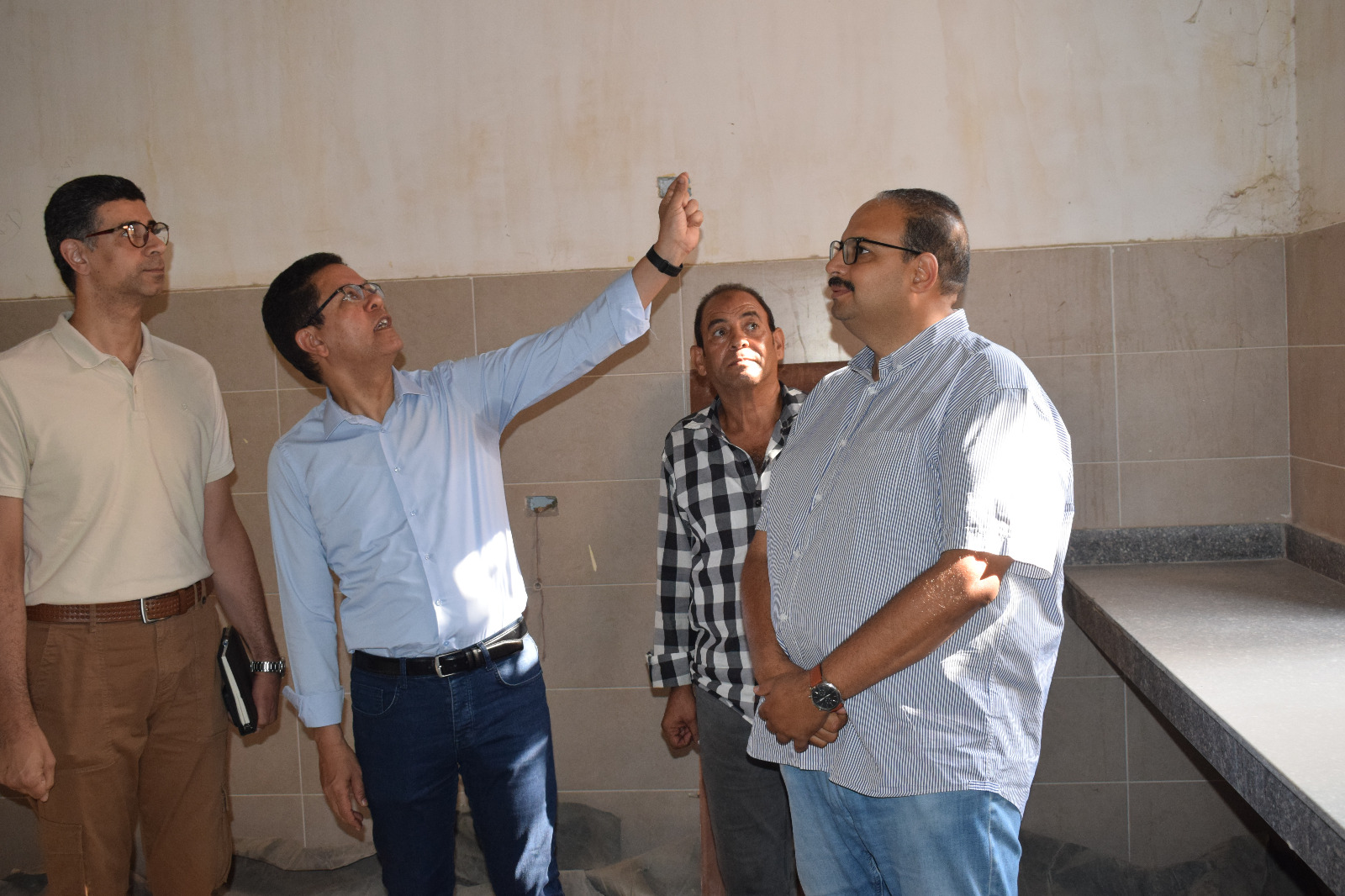 متابعة أعمال التطوير