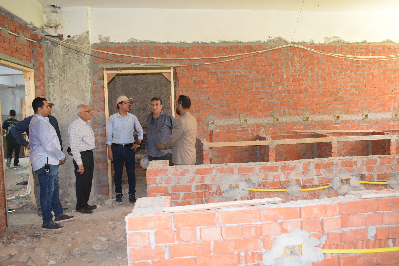 تفقد أعمال التطوير بالكلية