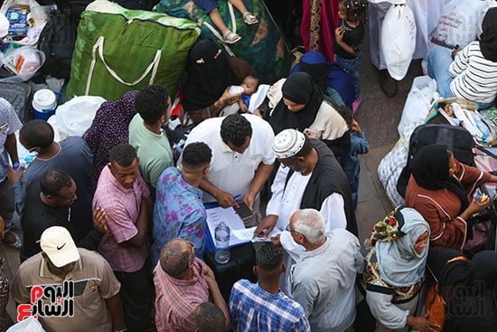 انطلاق قطار عودة السودانيين طواعية من محطة مصر إلى أسوان (5)