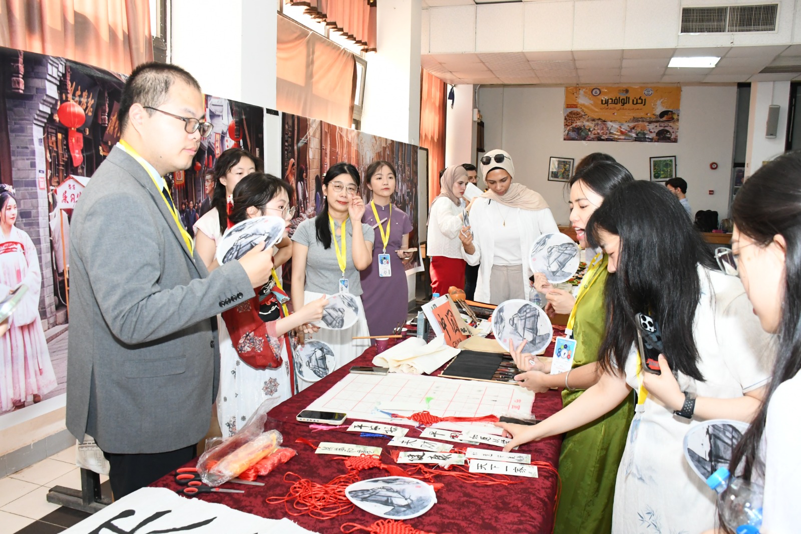 جانب من الوافدين المشاركين