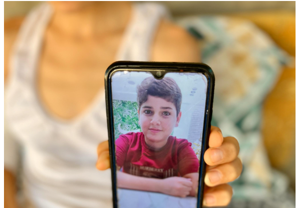 أحمد العبادلة ينشر صورته قبل الحرب