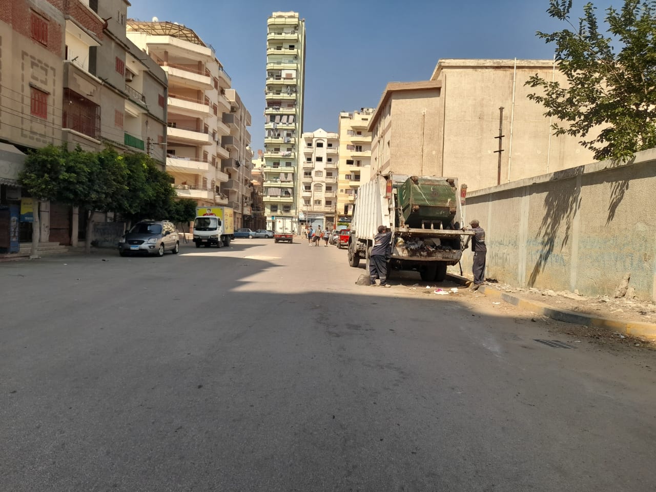 رفع المخلفات من الشوارع