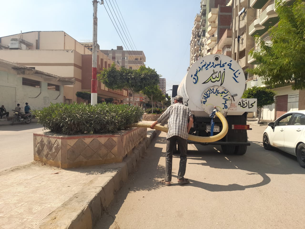 ري الاشجار بكفر الشيخ