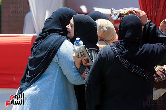 بالاحضان والفرحة لسهولة الجغرافيا