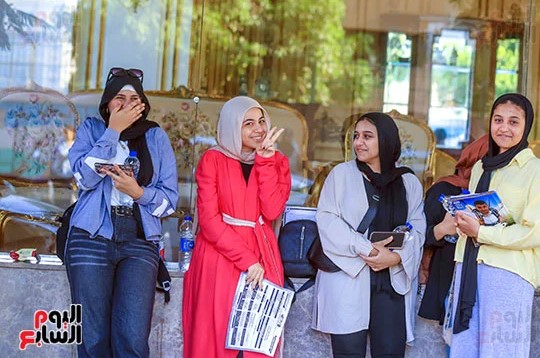 طلبة ثانوية عامة طلبة ثانوية عامة