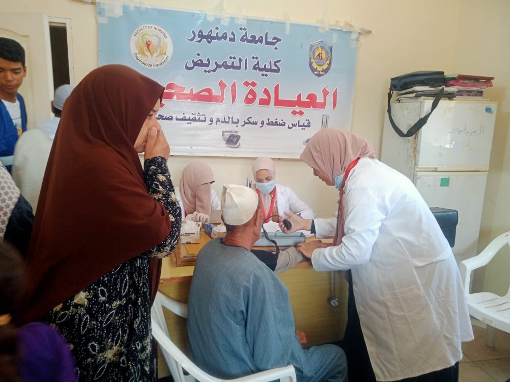 جامعة دمنهور تطلق قافلة تنموية شاملة  (3)