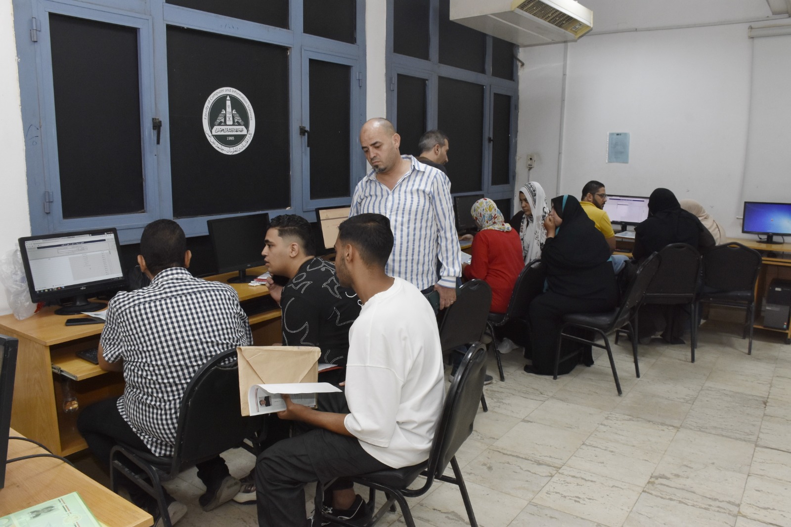 معامل الحاسبات بالجامعات الحكومية معامل الحاسبات بالجامعات الحكومية