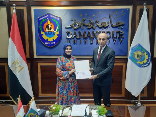 تكريم الطلاب تكريم الطلاب