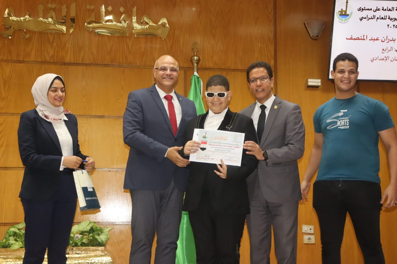 جانب من التكريم (2)