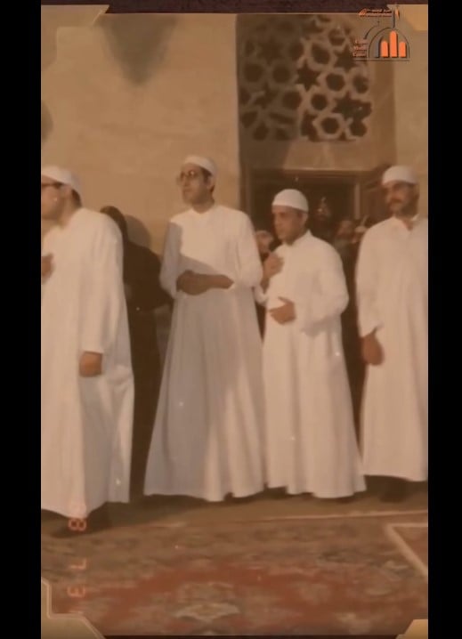 البابا تواضروس مع أربع إخوة أثناء الرهبنة البابا تواضروس مع أربع إخوة أثناء الرهبنة