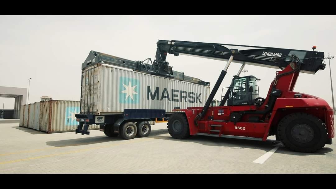 منع تكدس الموانئ البحرية بالحاويات