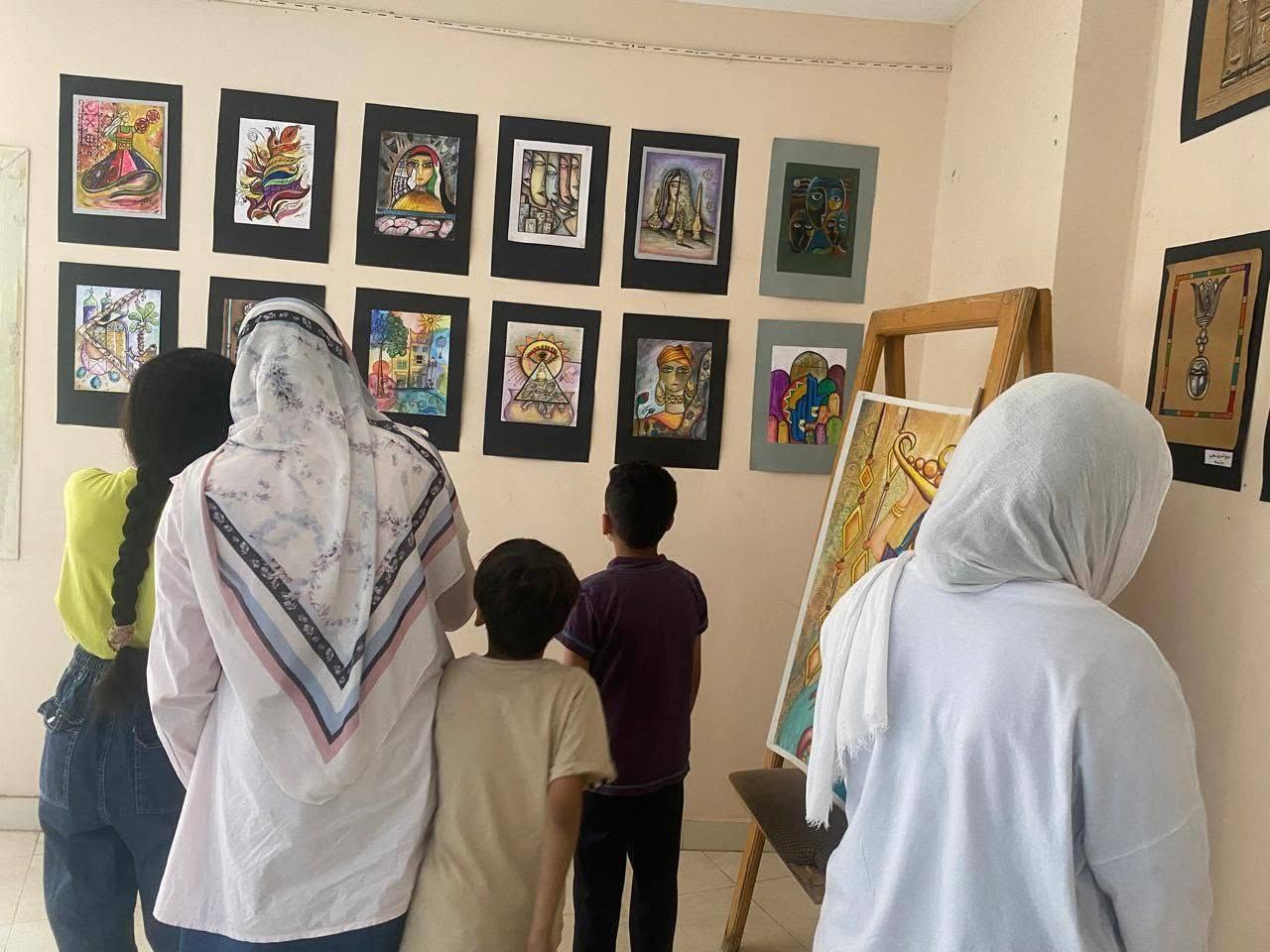 فعاليات معرض للفن الشعبى بقصر ثقافة الأقصر