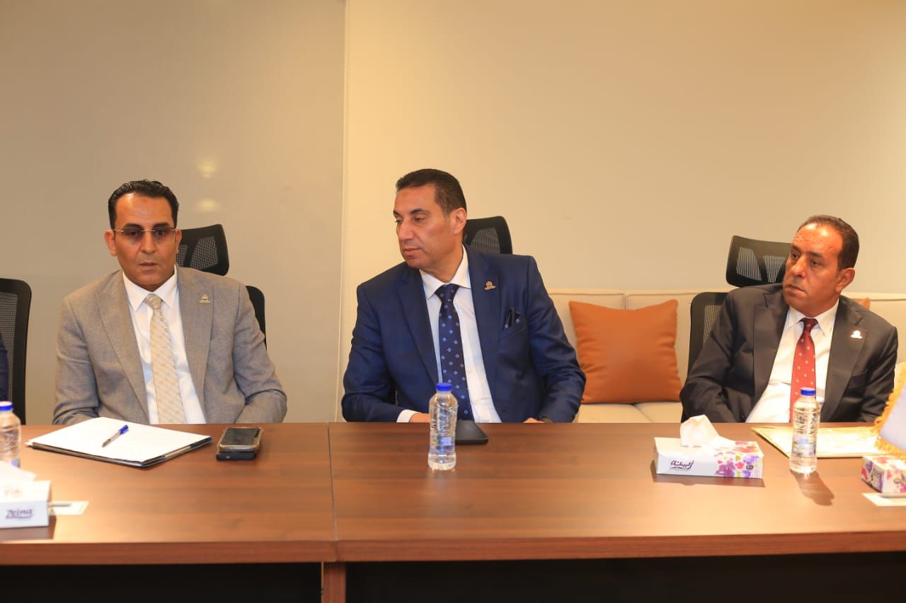 جانب من اجتماع حزب الجبهة الوطنية (2)