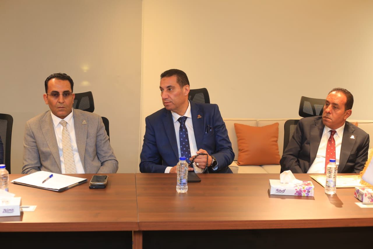 اجتماع حزب الجبهة الوطنية للإعداد لانتخابات مجلس الشيوخ (14)