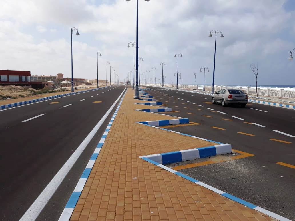 تنفيذ الكورنيش الجديد في مطروح بشكل حضاري وجمالي تنفيذ الكورنيش الجديد في مطروح بشكل حضاري وجمالي