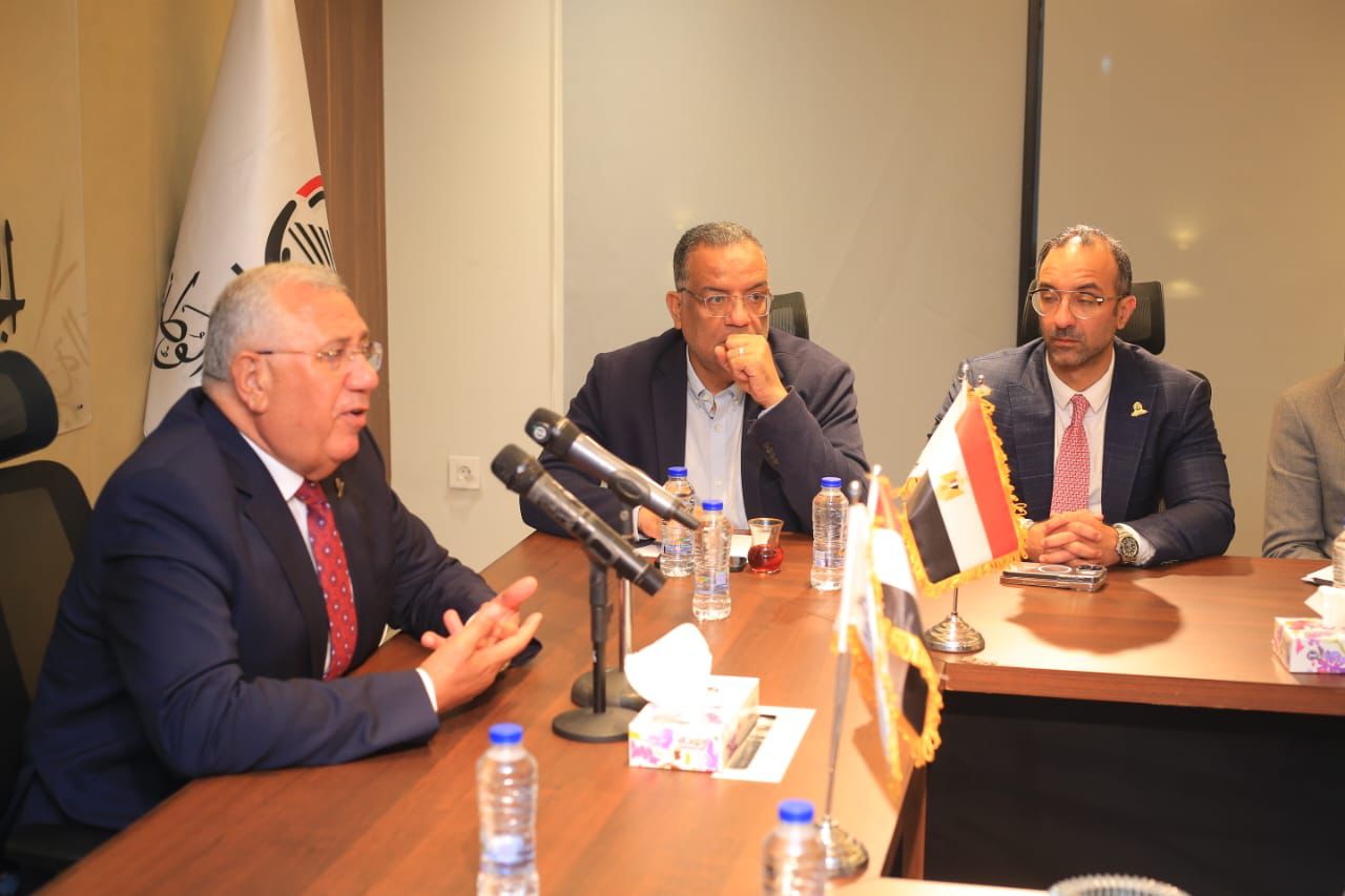 اجتماع حزب الجبهة الوطنية للإعداد لانتخابات مجلس الشيوخ (8)