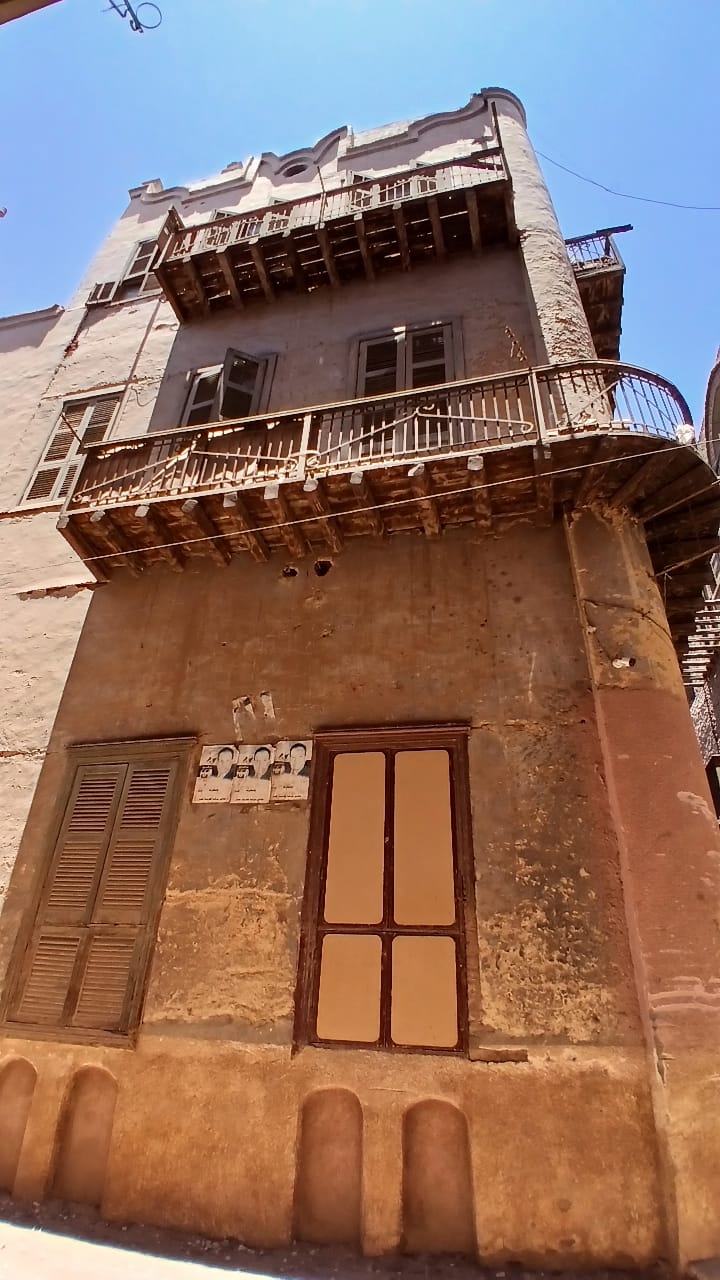 واجهة منزل بشارع السوق واجهة منزل بشارع السوق