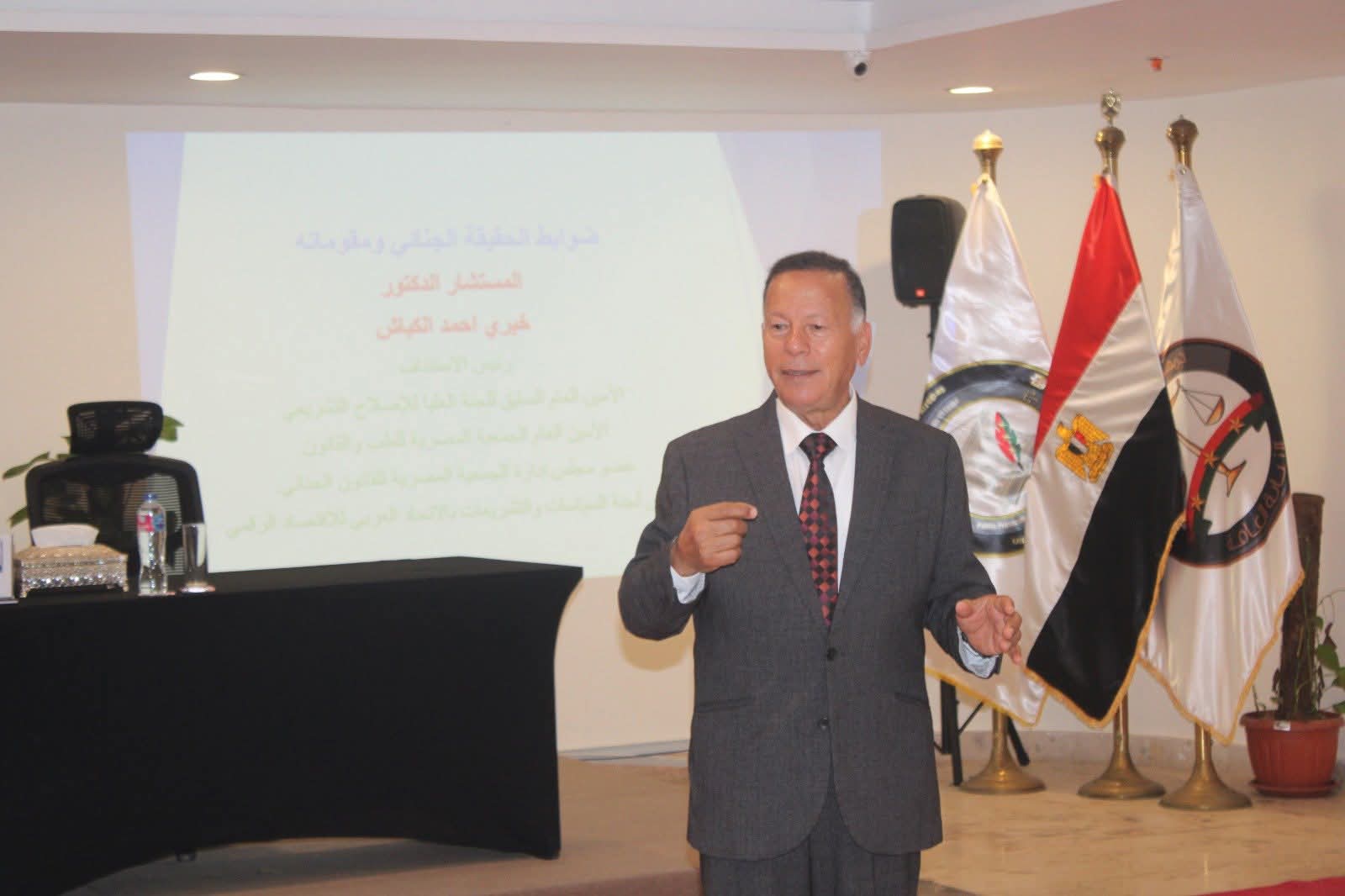 دورة تدريبية حول ضوابط التحقيق الجنائي (8)