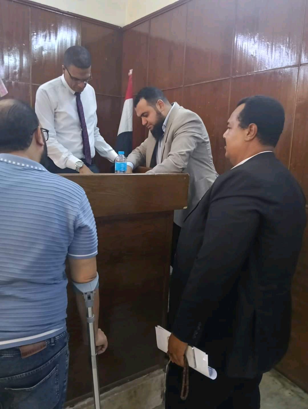 مرشح حزب النور يتقدم بأوراق الترشح 