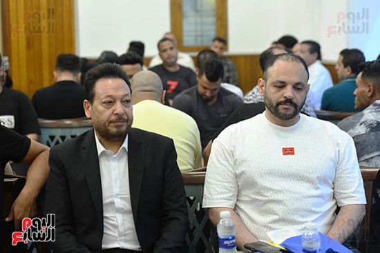 الحضور فى عزاء أحمد عامر الحضور فى عزاء أحمد عامر