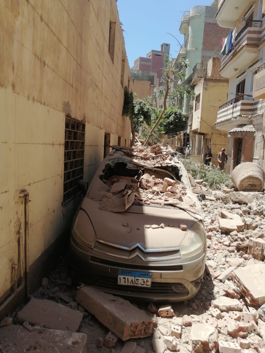 تحطم سيارة ملاكي تحطم سيارة ملاكي