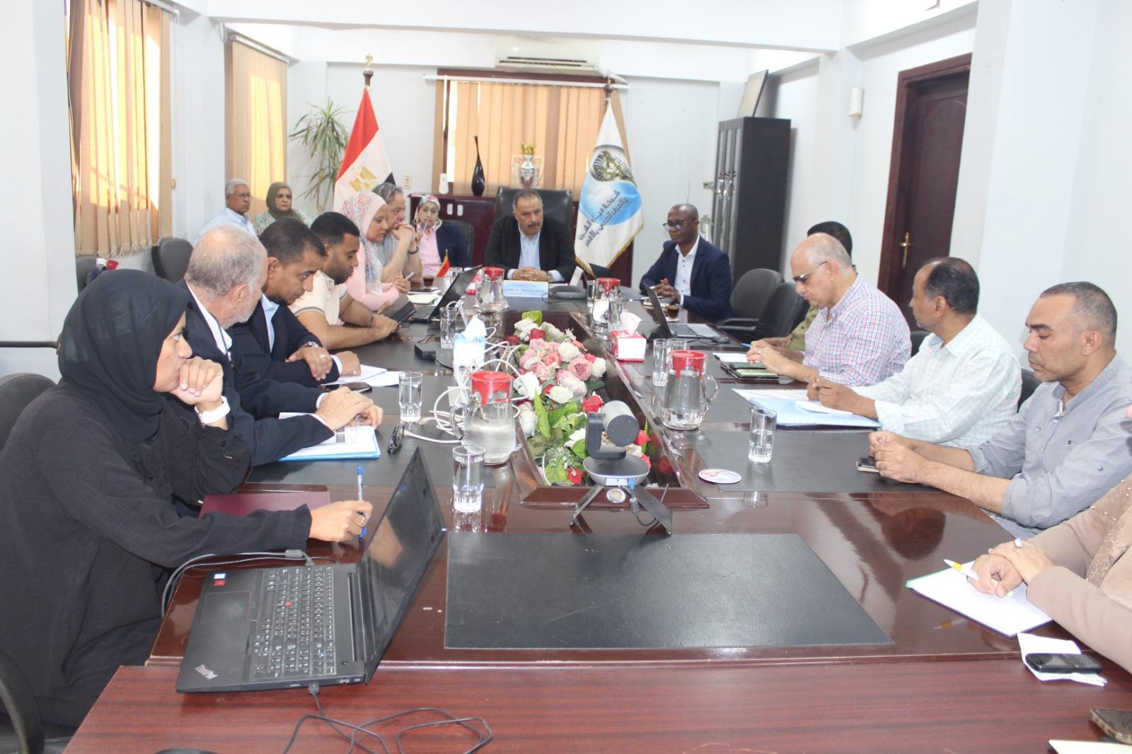 قيادات مياه الأقصر يتابعون تنفيذ مشروع الصرف الصحي المتكامل بإسنا والطود