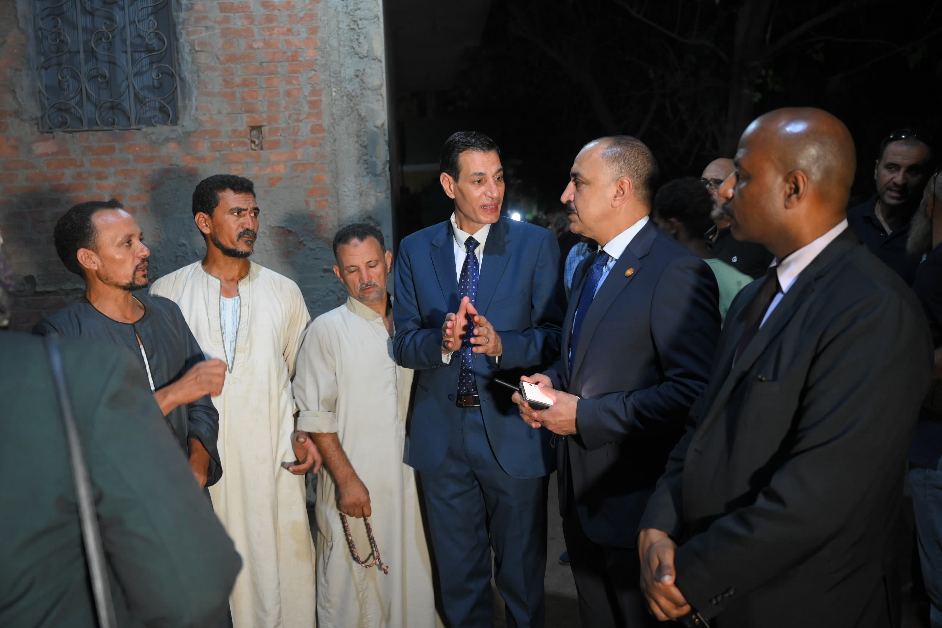 جانب من زيارة وفد التضامن جانب من زيارة وفد التضامن