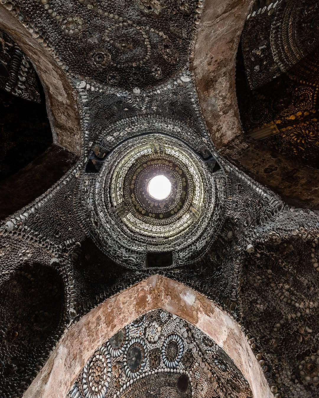 سقف المغارة