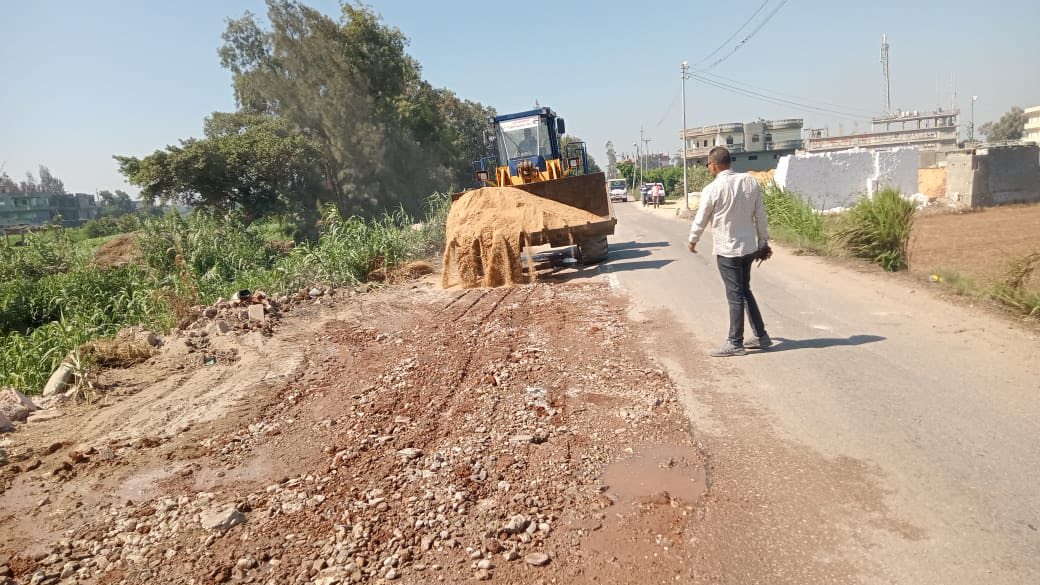 بدء تمهيد طريق شباس الملح دسوق