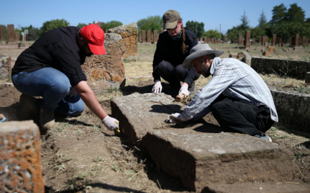 مقبرة السلاجقة فى تركيا