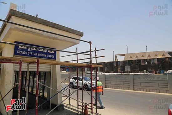 جولة بمحطات الخط الرابع لمترو الأنفاق (13)