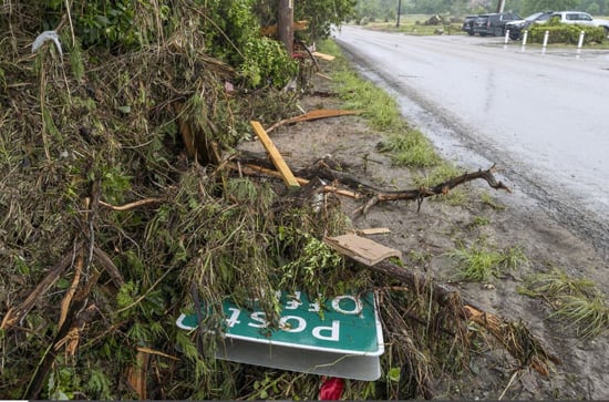 الفيضانات المفاجئة بوسط تكساس