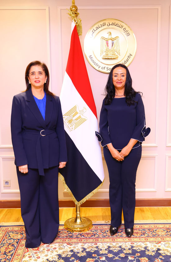 الدكتورة-مايا-مرسى-تستقبل-المدير-الاقليمى-لمنظمة-الصحة-العالمية-للشرق-الأوسط