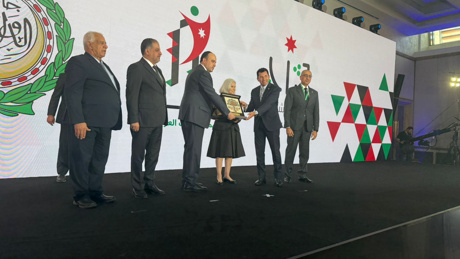 وزير الشباب والرياضة يشارك في تدشين عمّان عاصمة الشباب العربي 2025  (7)