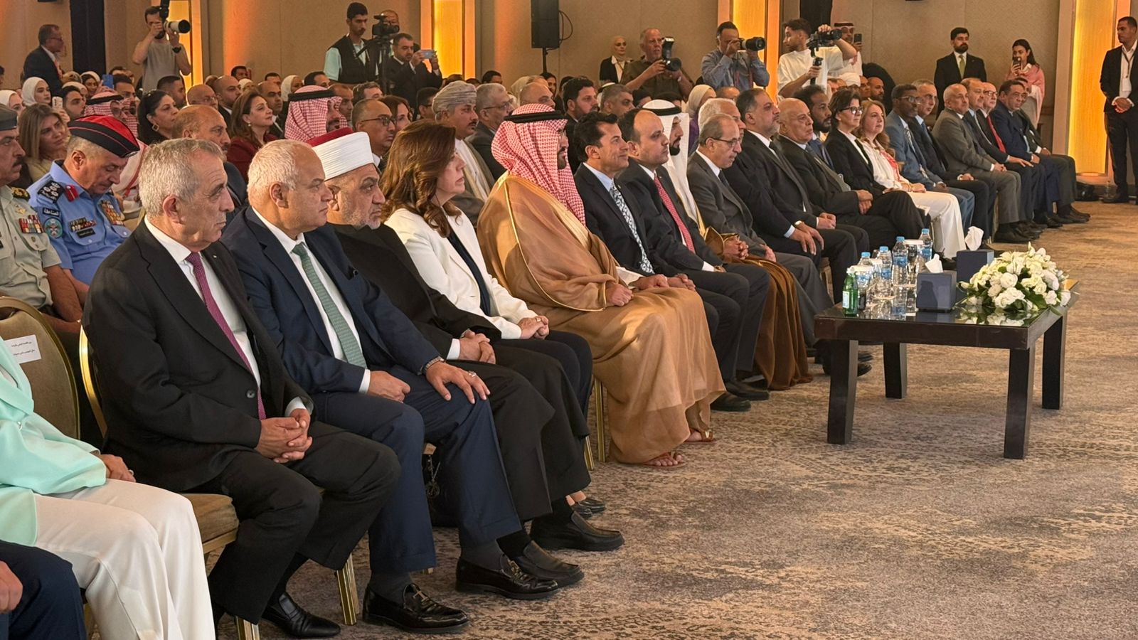 وزير الشباب والرياضة يشارك في تدشين عمّان عاصمة الشباب العربي 2025  (2)