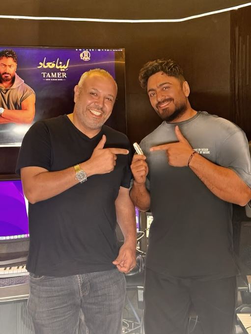 تامر حسني يطرح ألبومه الجديد غدا