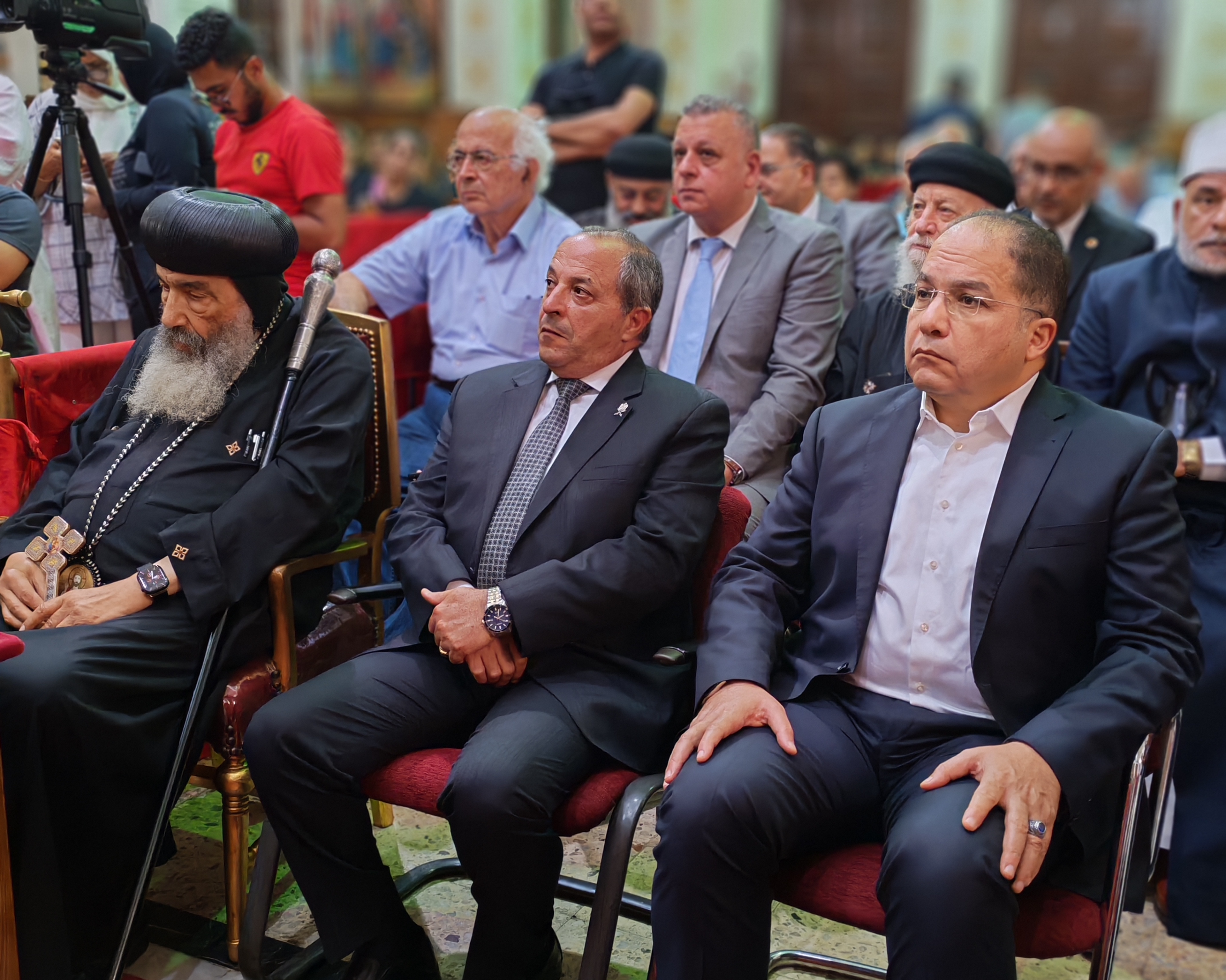 المخافظ وللانبا تادرس والنواب المخافظ وللانبا تادرس والنواب