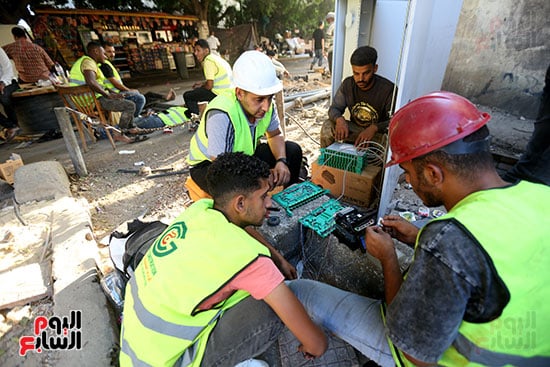 خلية عمل من رجال الاتصالات خلية عمل من رجال الاتصالات