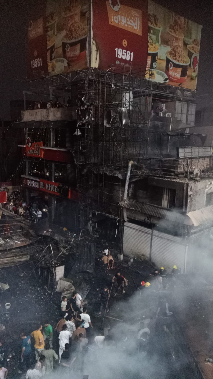 حريق بمحيطة محطة مترو شبرا الخيمة (7)