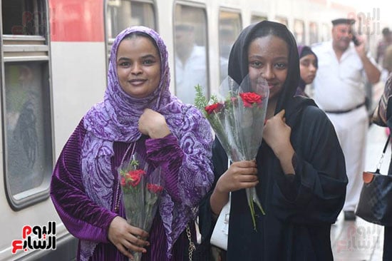 قطار العودة للسودان ينطلق من محطة مصر (5)
