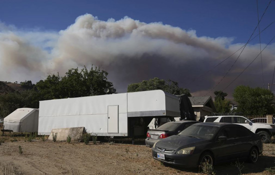 اشتعال حريق كانيون (10)