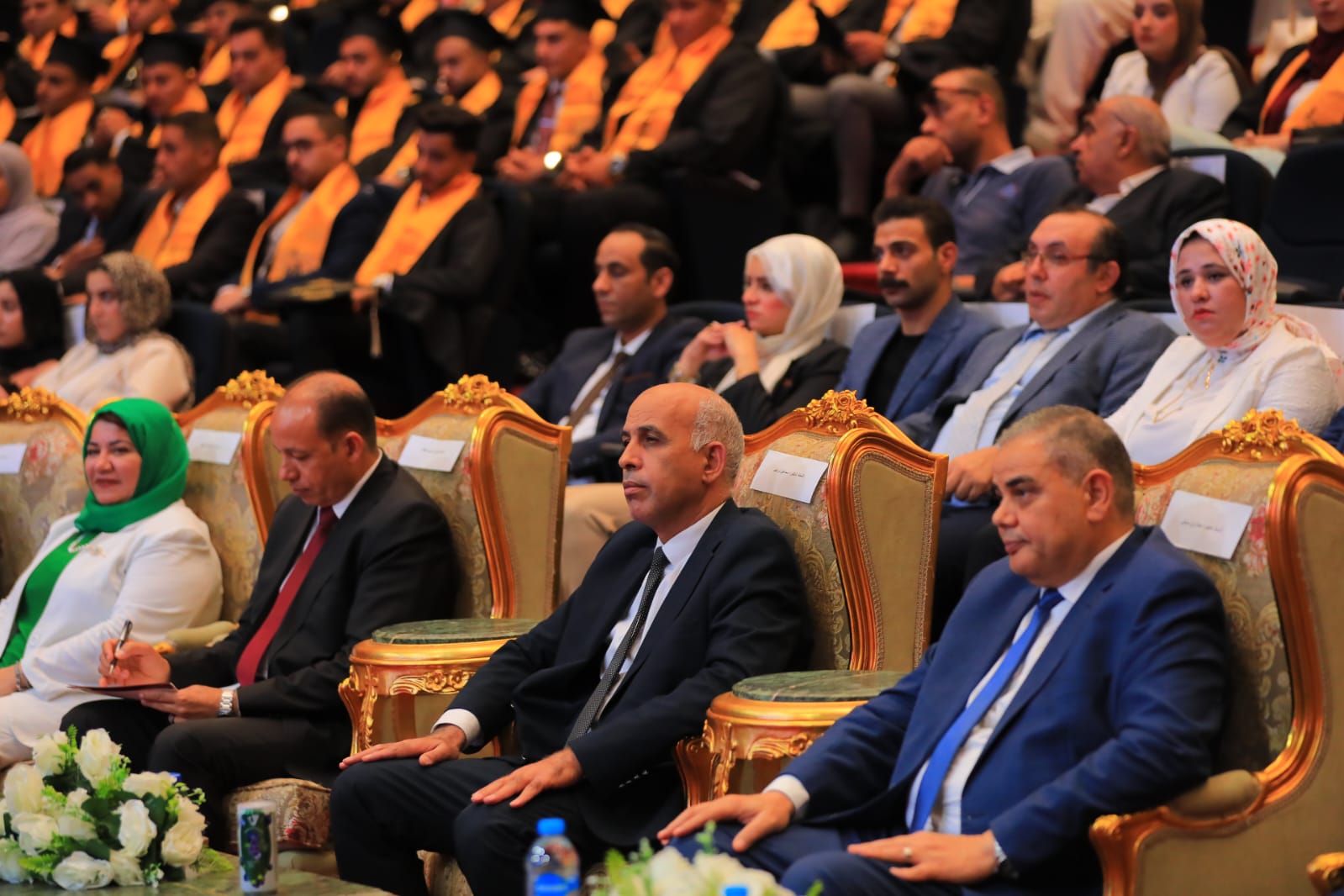الحضور خلال الاحتفال بتخريج أول دفعة من حقوق كفر الشيخ الحضور خلال الاحتفال بتخريج أول دفعة من حقوق كفر الشيخ