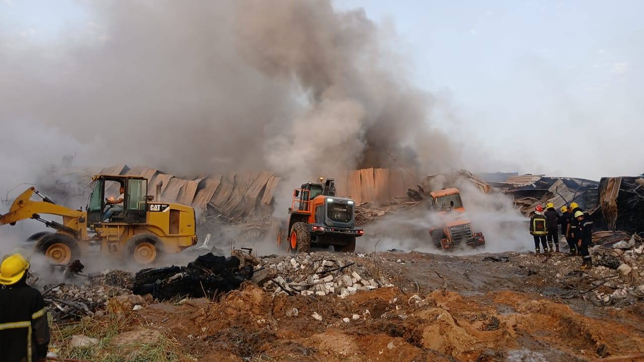 رفع أثار الحريق رفع أثار الحريق
