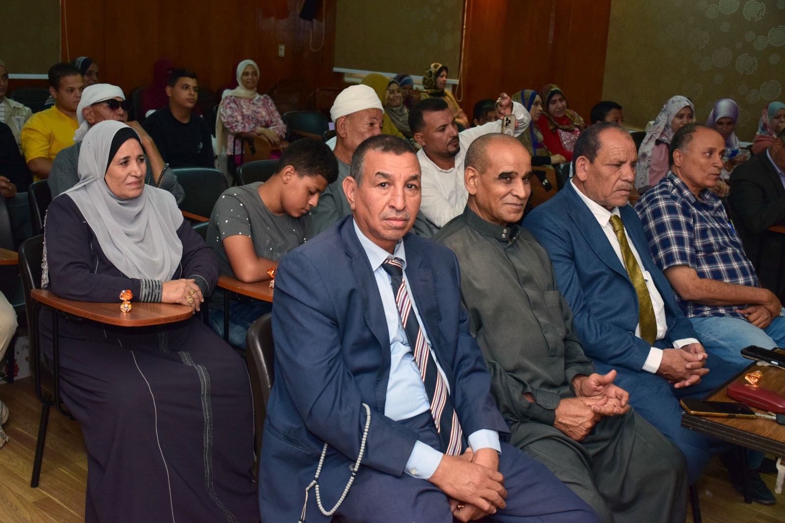 جانب من المناقشة