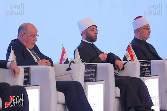 مؤتمر صناعة المفتى الرشيد بعصر الذكاء الاصطناعى (4)