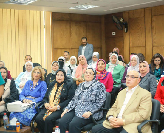 تنفيذا للإستراتيجية الوطنية لتمكين المرأة المصرية