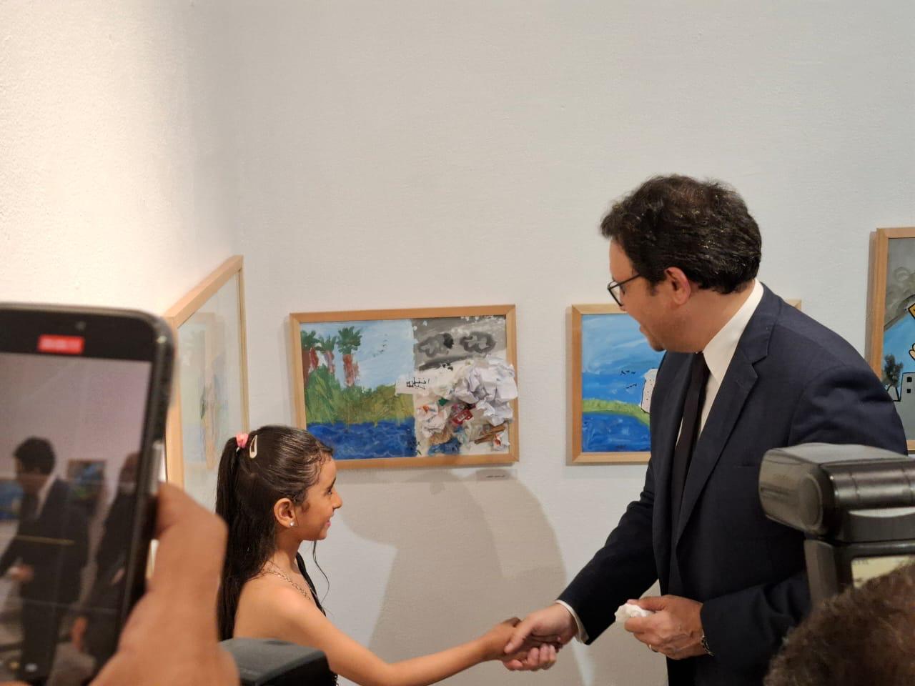 وزير الثقافة يتابع الأعمال