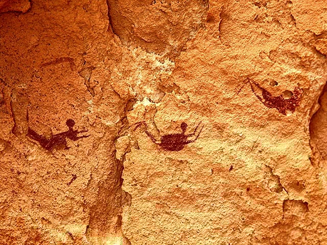 رسومات عمرها 9 آلاف سنة 